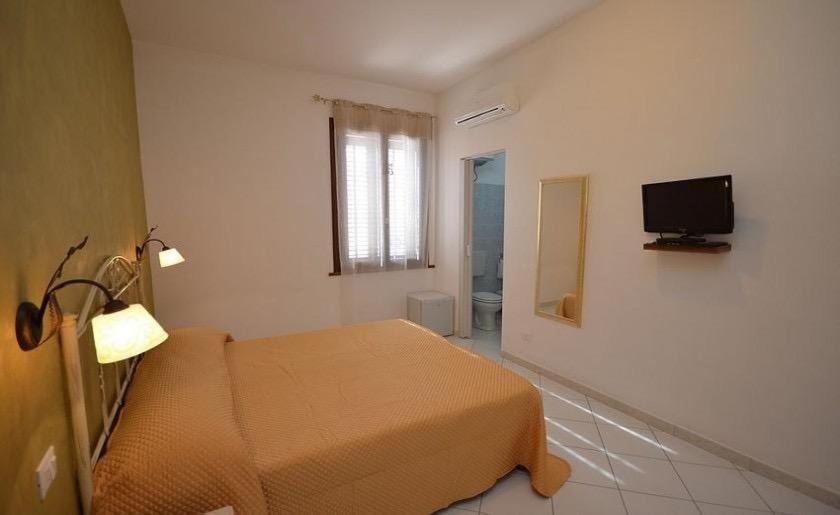 B&B Verso Il Faro ซานวิโต โลคาโป ภายนอก รูปภาพ