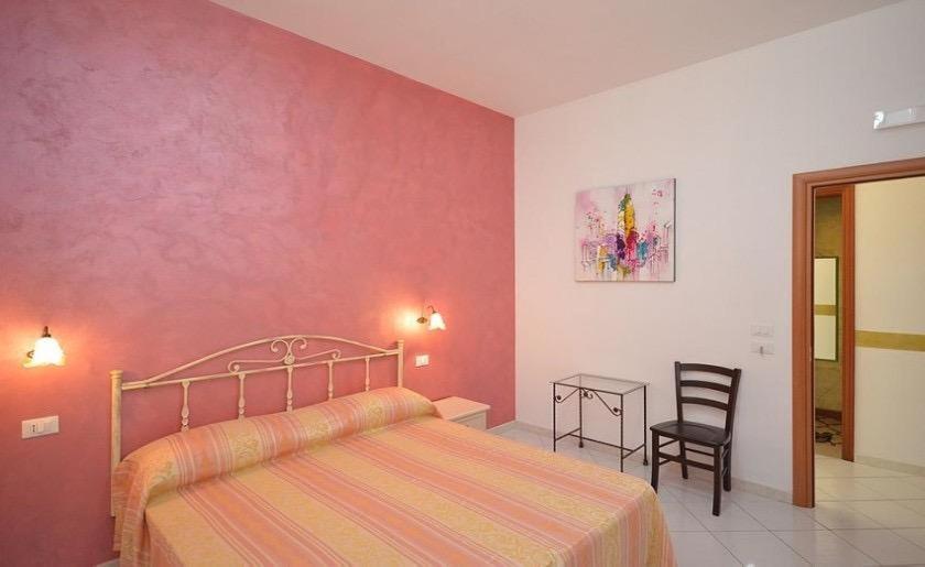 B&B Verso Il Faro ซานวิโต โลคาโป ภายนอก รูปภาพ